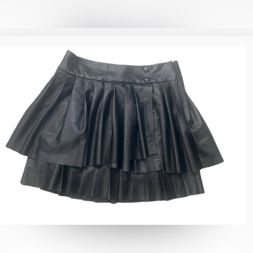 Anthropologie Maeve Whimsy Goth Black Faux Leather Pleated Mini Skirt - Picture 3 of 12
